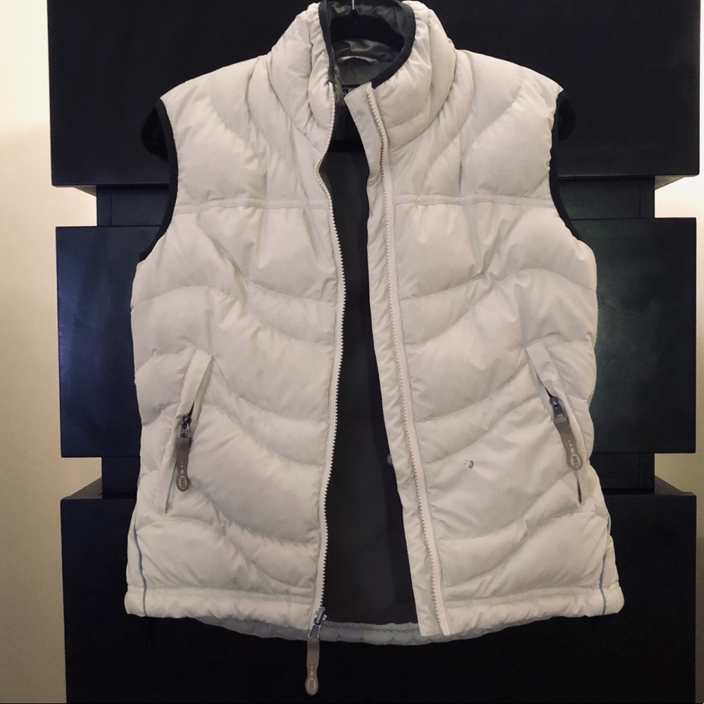 REI Women’s Puffer Vest. Winter White. XS.